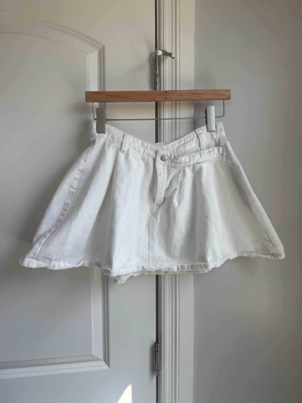 SHEIN White Flared Mini Skirt